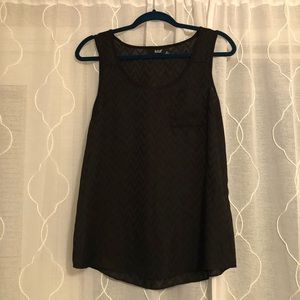 NWOT M. Black tank with sheer chevron pattern